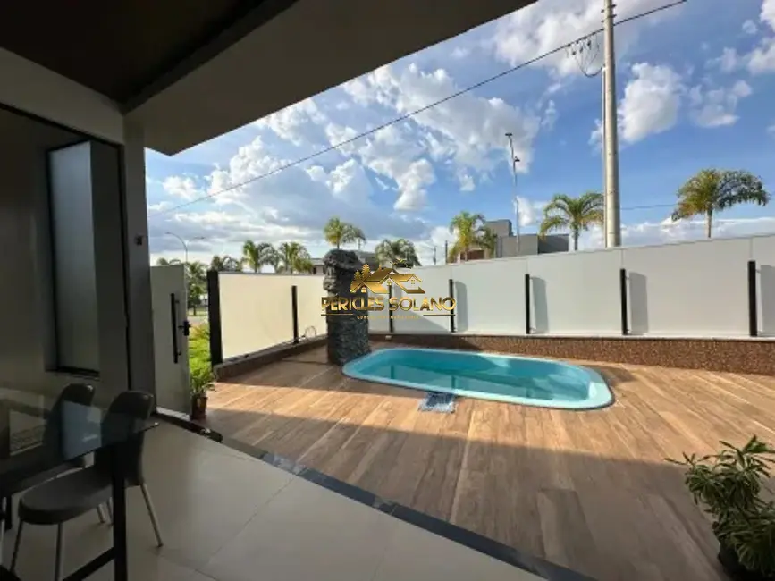 Casa de Condomínio com 3 quartos à venda, 200m2 em Senador Canedo - GO - imagem 4 Foto 4 de Casa de Condomínio com 3 quartos à venda, 200m2 em Senador Canedo - GO