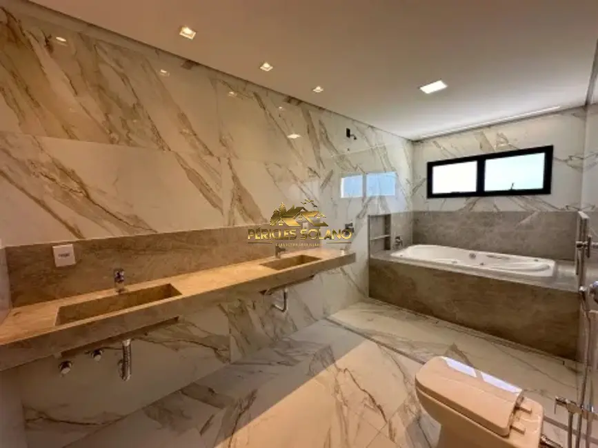 Foto 8 de Casa com 4 quartos à venda, 400m2 em Residencial Goiânia Golfe Clube, Goiania - GO