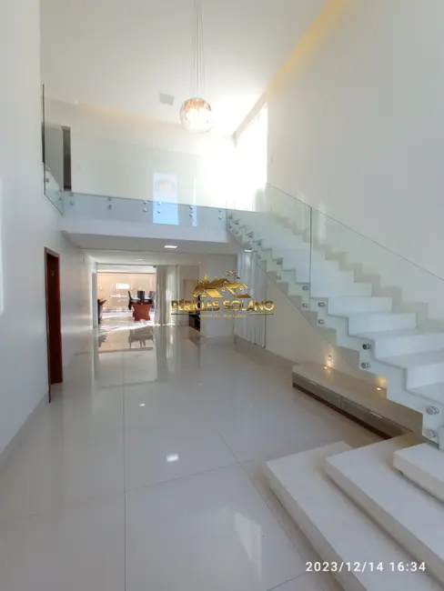 Casa de Condomínio com 5 quartos para alugar, 336m2 em Jardins Valência, Goiania - GO - imagem 7 Foto 7 de Casa de Condomínio com 5 quartos para alugar, 336m2 em Jardins Valência, Goiania - GO