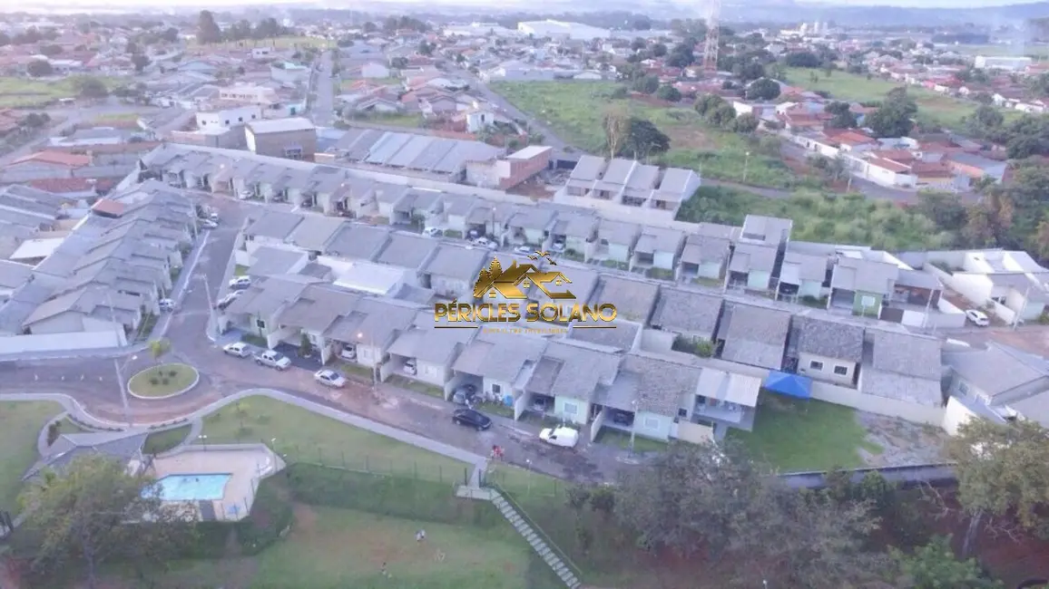 Casa de Condomínio com 3 quartos à venda, 180m2 em Vila São Luiz, Goiania - GO - imagem 2 Foto 2 de Casa de Condomínio com 3 quartos à venda, 180m2 em Vila São Luiz, Goiania - GO