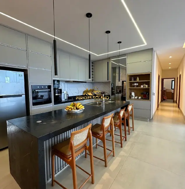 Foto 3 de Casa de Condomínio com 4 quartos à venda, 219m2 em Senador Canedo - GO