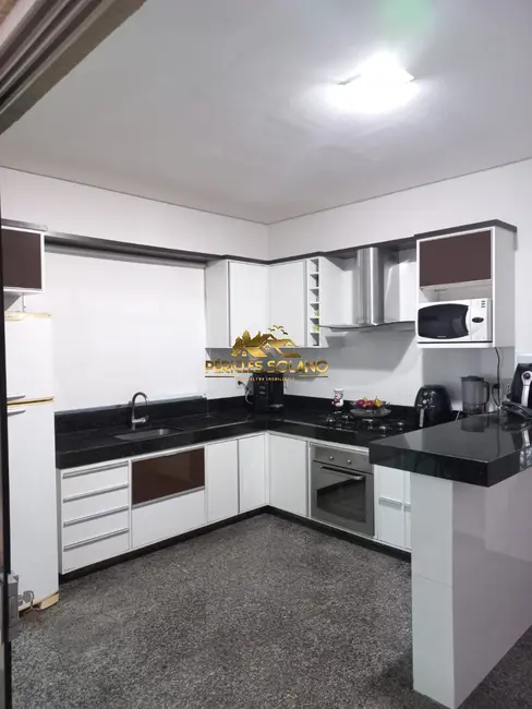 Foto 2 de Casa de Condomínio com 3 quartos à venda, 216m2 em Jardins Lisboa, Goiania - GO
