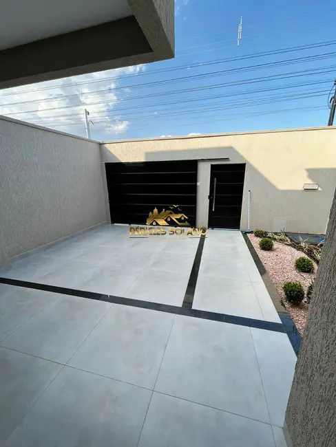 Foto 2 de Casa com 2 quartos à venda, 150m2 em Santuário, Trindade - GO