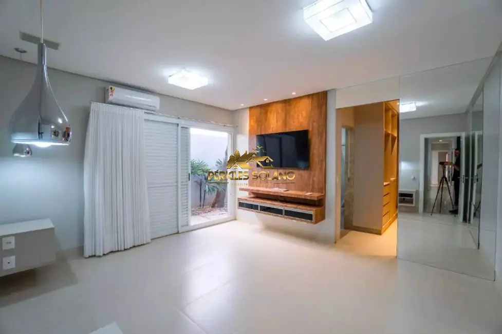 Casa de Condomínio com 3 quartos à venda, 250m2 em Jardins Verona, Goiania - GO - imagem 7 Foto 7 de Casa de Condomínio com 3 quartos à venda, 250m2 em Jardins Verona, Goiania - GO