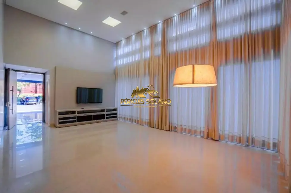 Casa de Condomínio com 3 quartos à venda, 250m2 em Jardins Verona, Goiania - GO - imagem 1 Foto 1 de Casa de Condomínio com 3 quartos à venda, 250m2 em Jardins Verona, Goiania - GO