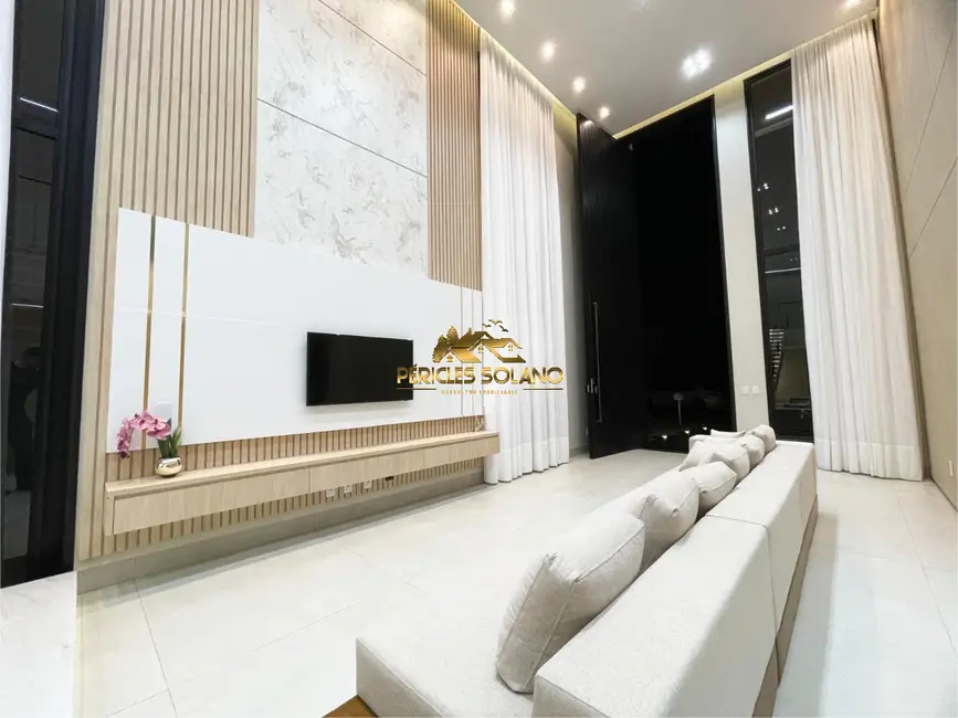 Casa de Condomínio com 5 quartos à venda, 383m2 em Condomínio do Lago, Goiania - GO - imagem 9 Foto 9 de Casa de Condomínio com 5 quartos à venda, 383m2 em Condomínio do Lago, Goiania - GO