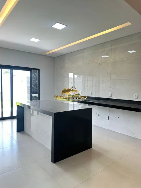 Foto 8 de Casa com 3 quartos à venda, 165m2 em Jardim Cristalino, Aparecida De Goiania - GO