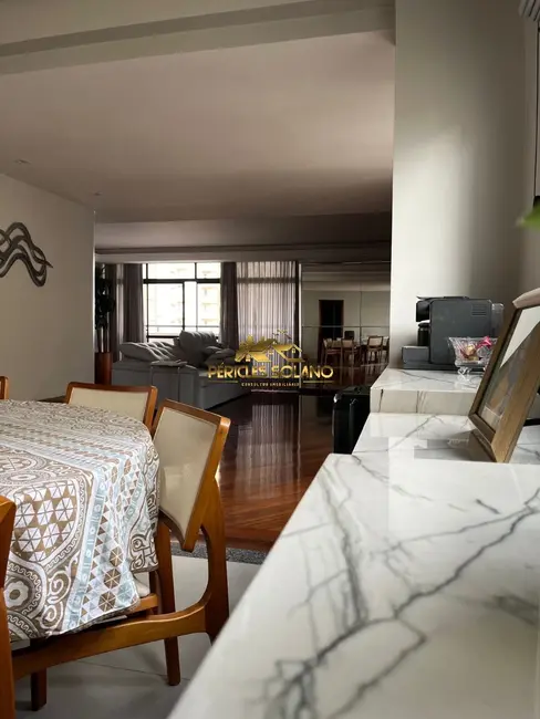 Foto 4 de Apartamento com 4 quartos à venda, 205m2 em Setor Marabá, Goiania - GO