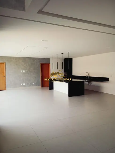 Foto 1 de Casa de Condomínio com 4 quartos à venda, 350m2 em Residencial Goiânia Golfe Clube, Goiania - GO