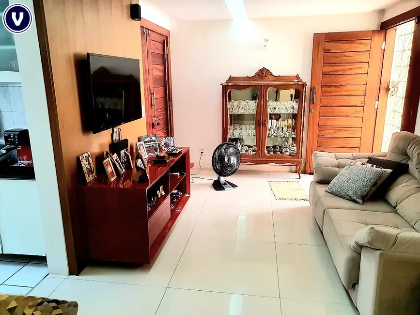 Foto 2 de Casa com 3 quartos à venda, 79m2 em Messejana, Fortaleza - CE