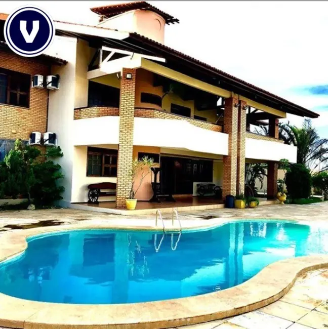 Foto 2 de Casa com 10 quartos à venda, 300m2 em Aquiraz - CE