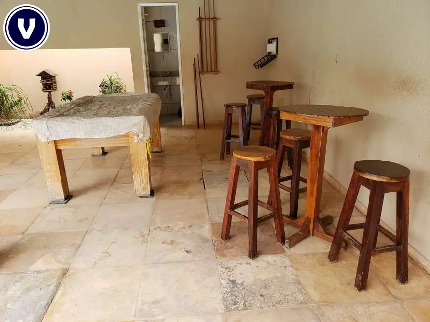 Casa com 10 quartos à venda, 400m2 em Aquiraz - CE - imagem 3 Foto 3 de Casa com 10 quartos à venda, 400m2 em Aquiraz - CE