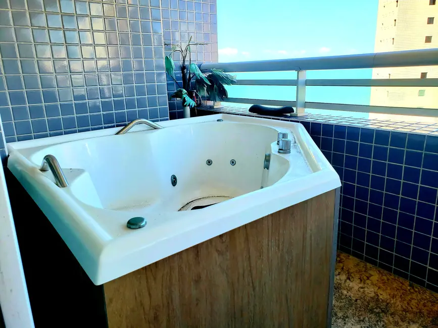 Foto 2 de Apartamento com 2 quartos à venda, 116m2 em Meireles, Fortaleza - CE