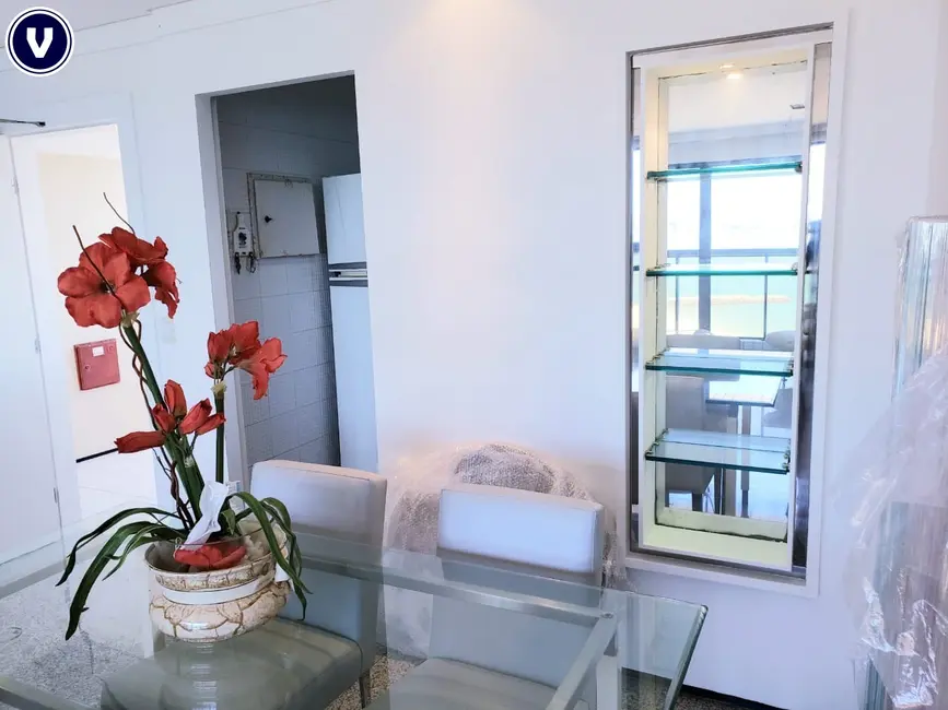 Apartamento com 2 quartos para alugar, 70m2 em Meireles, Fortaleza - CE - imagem 2 Foto 2 de Apartamento com 2 quartos para alugar, 70m2 em Meireles, Fortaleza - CE