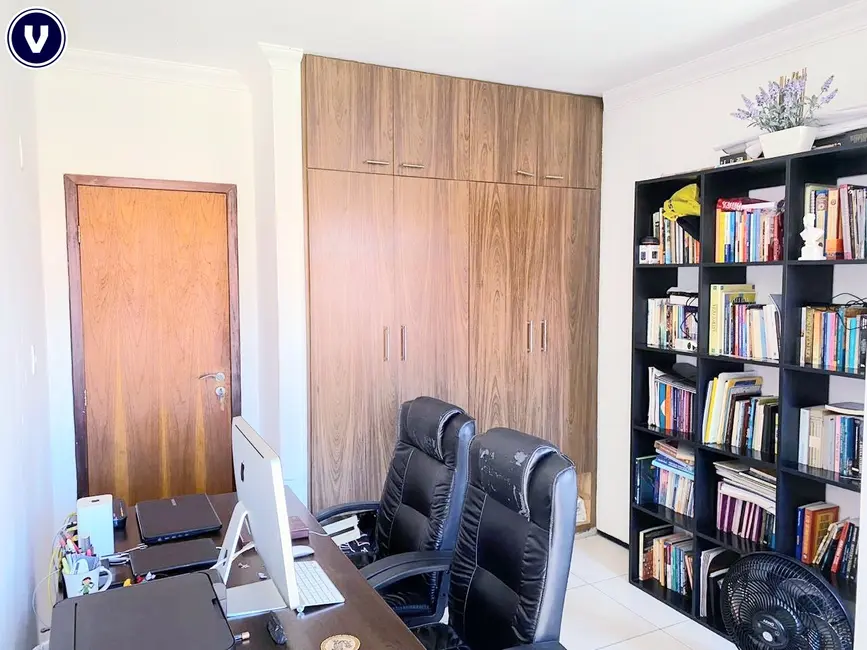 Casa com 5 quartos à venda, 400m2 em Fortaleza - CE - imagem 9 Foto 9 de Casa com 5 quartos à venda, 400m2 em Fortaleza - CE