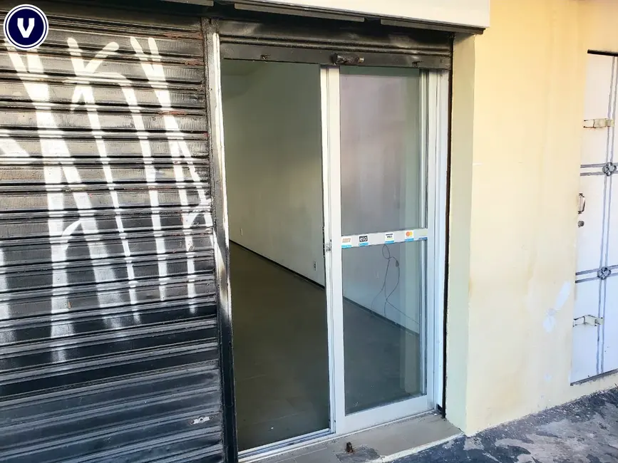 Loja à venda, 58m2 em Fátima, Fortaleza - CE - imagem 3 Foto 3 de Loja à venda, 58m2 em Fátima, Fortaleza - CE