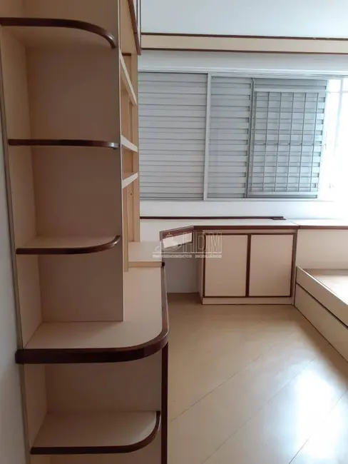 Foto 9 de Apartamento com 3 quartos para alugar, 150m2 em Higienópolis, São Paulo - SP