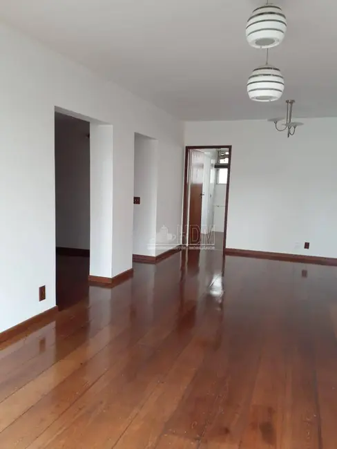 Foto 2 de Apartamento com 3 quartos para alugar, 150m2 em Higienópolis, São Paulo - SP