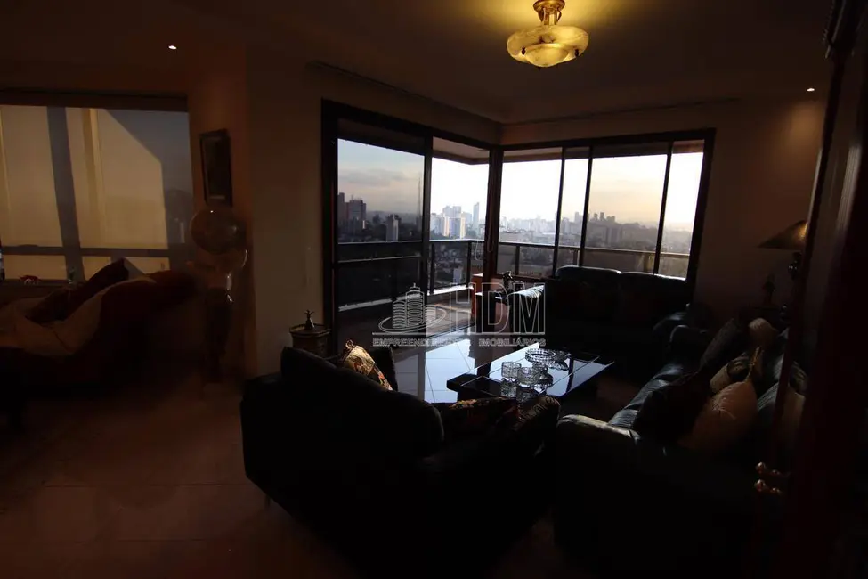 Apartamento com 4 quartos à venda, 240m2 em Sumaré, São Paulo - SP - imagem 6 Foto 6 de Apartamento com 4 quartos à venda, 240m2 em Sumaré, São Paulo - SP