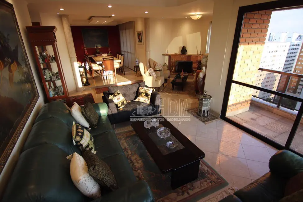 Apartamento com 4 quartos à venda, 240m2 em Sumaré, São Paulo - SP - imagem 3 Foto 3 de Apartamento com 4 quartos à venda, 240m2 em Sumaré, São Paulo - SP