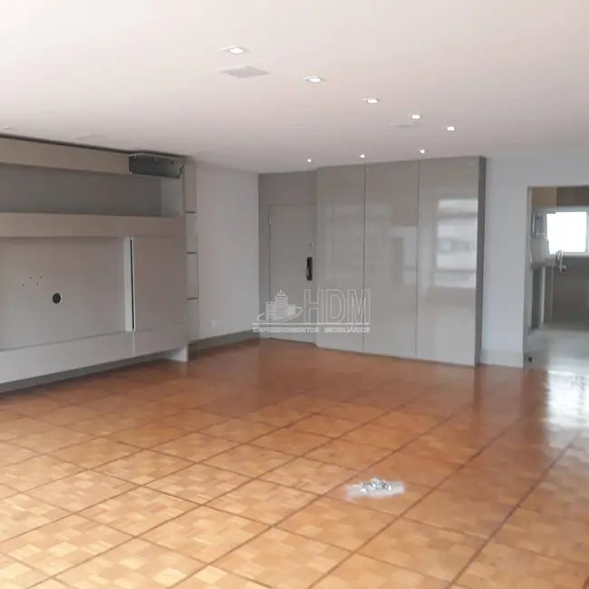 Apartamento com 3 quartos à venda, 220m2 em Higienópolis, São Paulo - SP - imagem 9 Foto 9 de Apartamento com 3 quartos à venda, 220m2 em Higienópolis, São Paulo - SP
