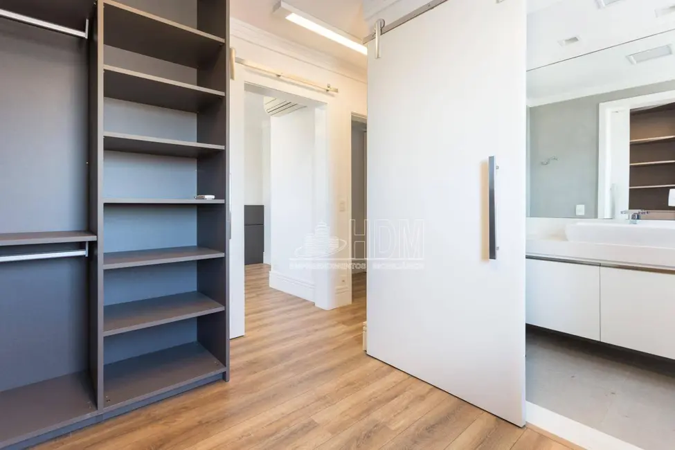 Apartamento com 2 quartos à venda e para alugar, 182m2 em Moema, São Paulo - SP - imagem 8 Foto 8 de Apartamento com 2 quartos à venda e para alugar, 182m2 em Moema, São Paulo - SP