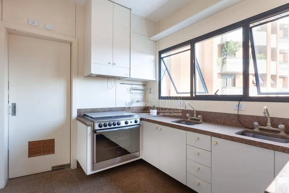 Foto 5 de Apartamento com 4 quartos à venda e para alugar, 202m2 em Consolação, São Paulo - SP