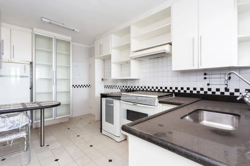 Apartamento com 3 quartos à venda, 248m2 em Perdizes, São Paulo - SP - imagem 4 Foto 4 de Apartamento com 3 quartos à venda, 248m2 em Perdizes, São Paulo - SP