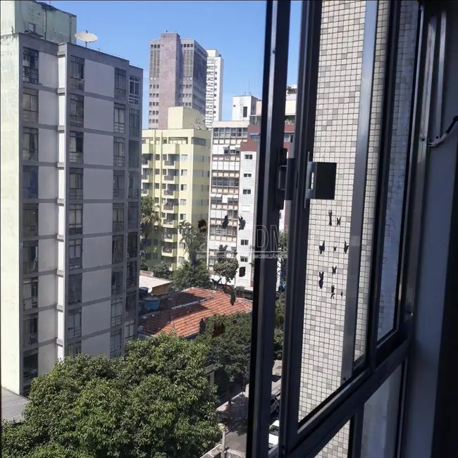 Kitnet com 1 quarto à venda, 32m2 em Higienópolis, São Paulo - SP - imagem 3 Foto 3 de Kitnet com 1 quarto à venda, 32m2 em Higienópolis, São Paulo - SP