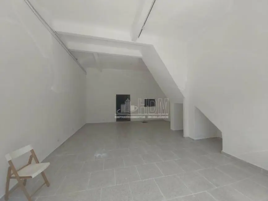 Loja para alugar, 120m2 em Barra Funda, São Paulo - SP - imagem 1 Foto 1 de Loja para alugar, 120m2 em Barra Funda, São Paulo - SP