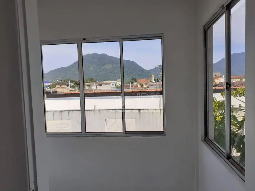 Foto 6 de Sobrado com 4 quartos à venda, 262m2 em Peruibe - SP