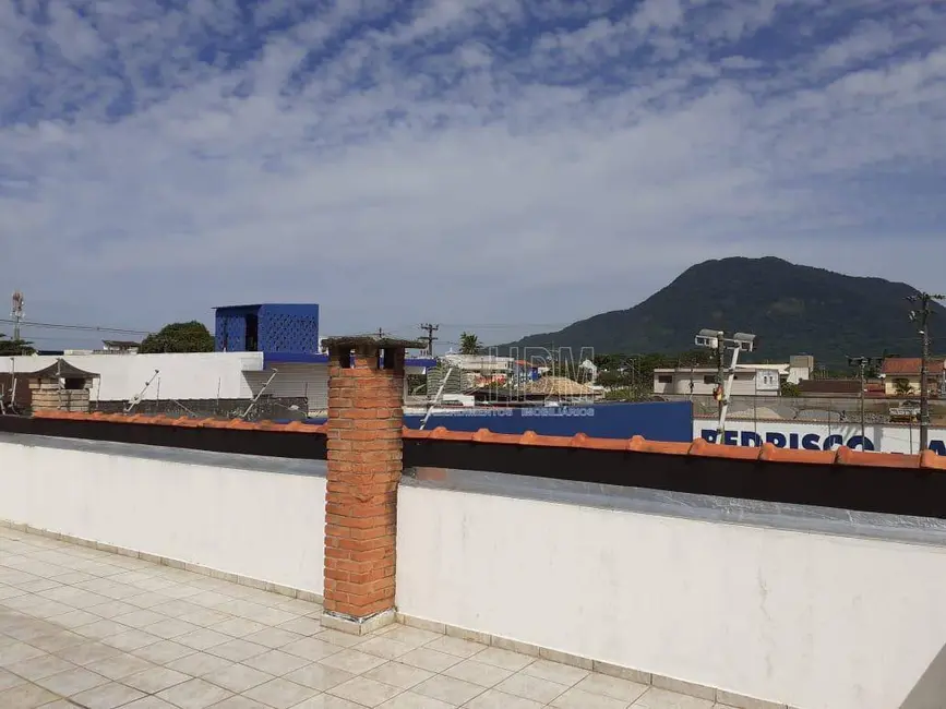 Foto 7 de Sobrado com 4 quartos à venda, 262m2 em Peruibe - SP