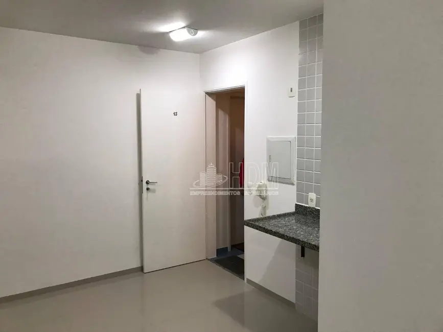 Foto 4 de Kitnet com 1 quarto para alugar, 30m2 em Higienópolis, São Paulo - SP