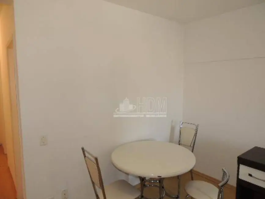 Foto 3 de Kitnet para alugar, 44m2 em Parque Santa Cecília, São Paulo - SP