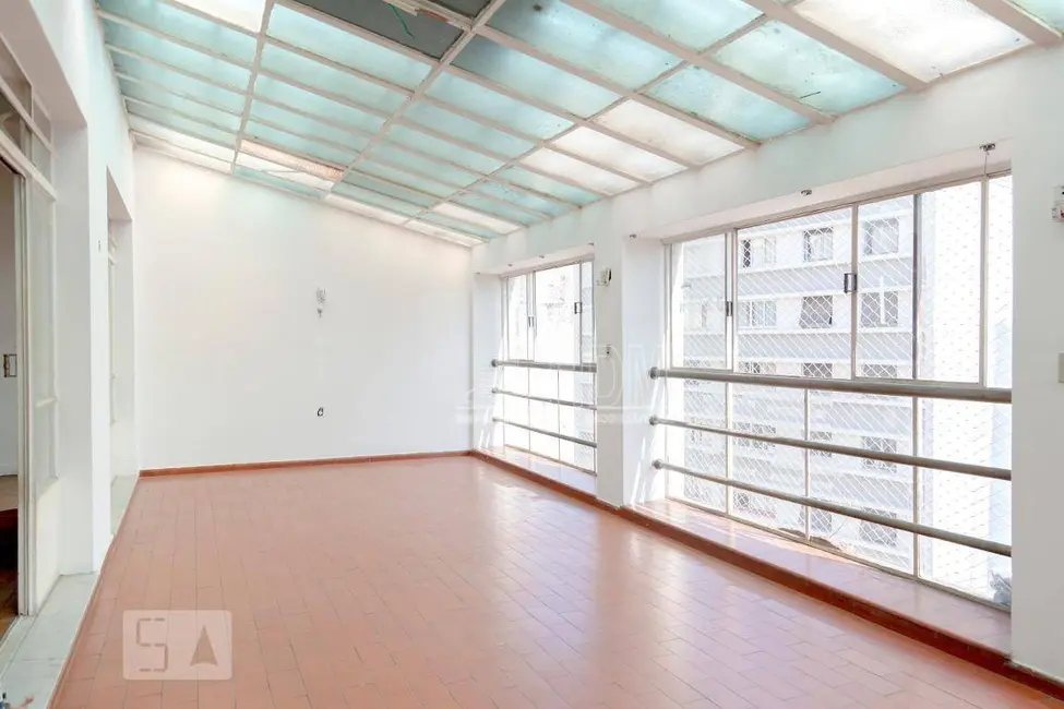 Apartamento com 3 quartos para alugar, 230m2 em República, São Paulo - SP - imagem 8 Foto 8 de Apartamento com 3 quartos para alugar, 230m2 em República, São Paulo - SP
