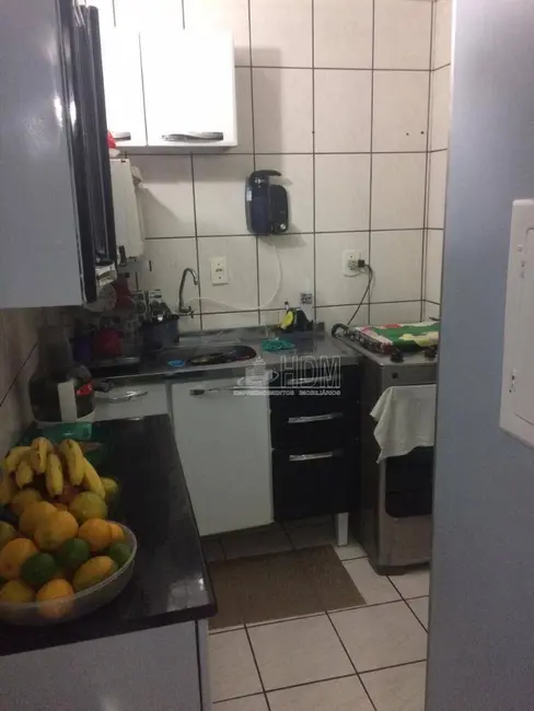 Foto 9 de Casa com 3 quartos à venda, 300m2 em Bofete - SP