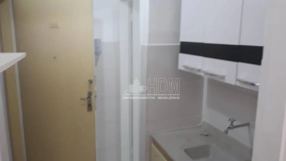 Foto 3 de Kitnet com 1 quarto para alugar, 30m2 em Consolação, São Paulo - SP