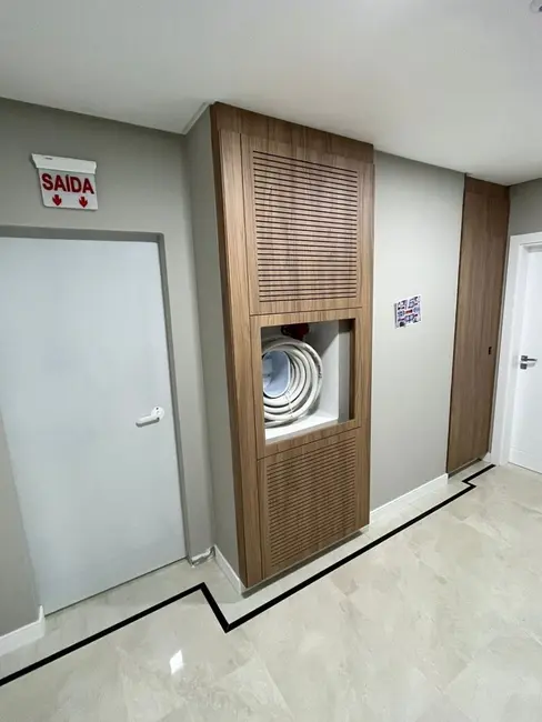 Foto 6 de Apartamento com 2 quartos à venda, 79m2 em Itapema - SC