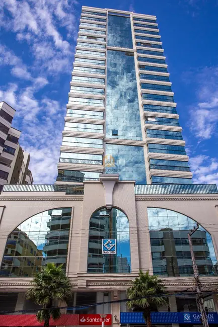 Foto 3 de Apartamento com 4 quartos à venda, 187m2 em Meia Praia, Itapema - SC