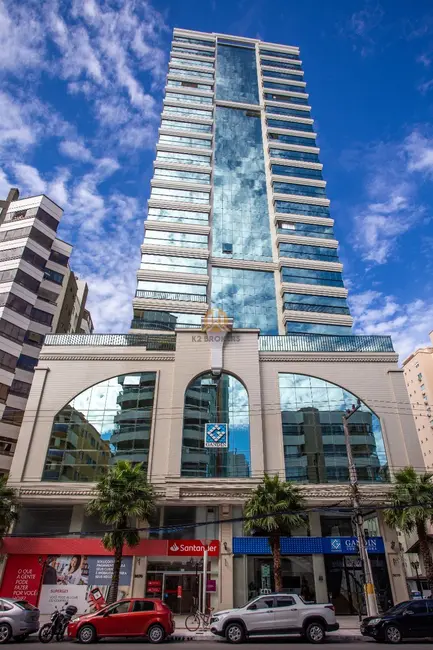 Foto 2 de Apartamento com 4 quartos à venda, 187m2 em Meia Praia, Itapema - SC