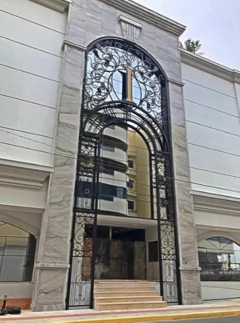 Apartamento com 4 quartos à venda, 295m2 em Meia Praia, Itapema - SC - imagem 2 Foto 2 de Apartamento com 4 quartos à venda, 295m2 em Meia Praia, Itapema - SC