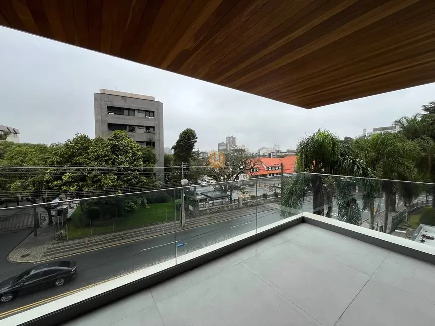 Foto 2 de Apartamento com 3 quartos à venda, 190m2 em Cabral, Curitiba - PR