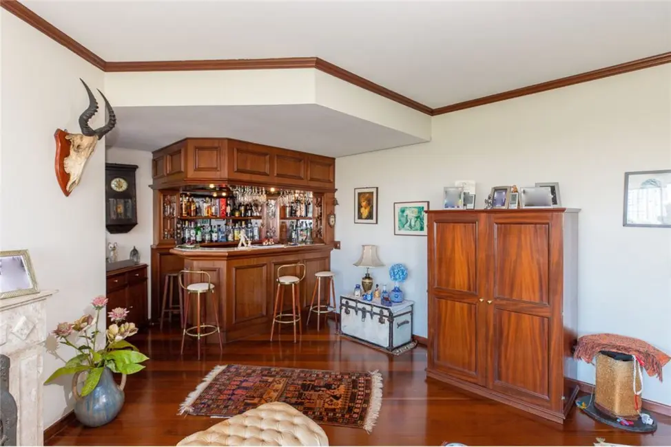 Foto 3 de Apartamento com 3 quartos à venda, 147m2 em Vila Suzana, São Paulo - SP