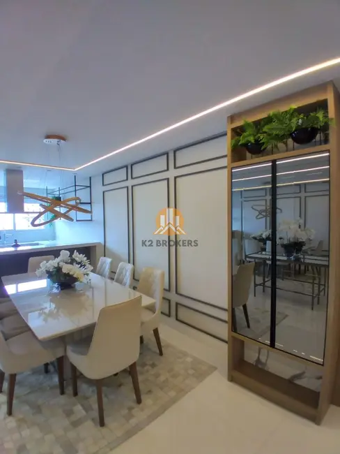 Apartamento com 3 quartos à venda, 139m2 em Centro, Balneario Camboriu - SC - imagem 4 Foto 4 de Apartamento com 3 quartos à venda, 139m2 em Centro, Balneario Camboriu - SC