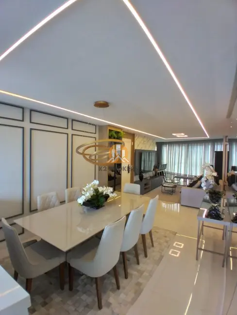 Apartamento com 3 quartos à venda, 139m2 em Centro, Balneario Camboriu - SC - imagem 5 Foto 5 de Apartamento com 3 quartos à venda, 139m2 em Centro, Balneario Camboriu - SC