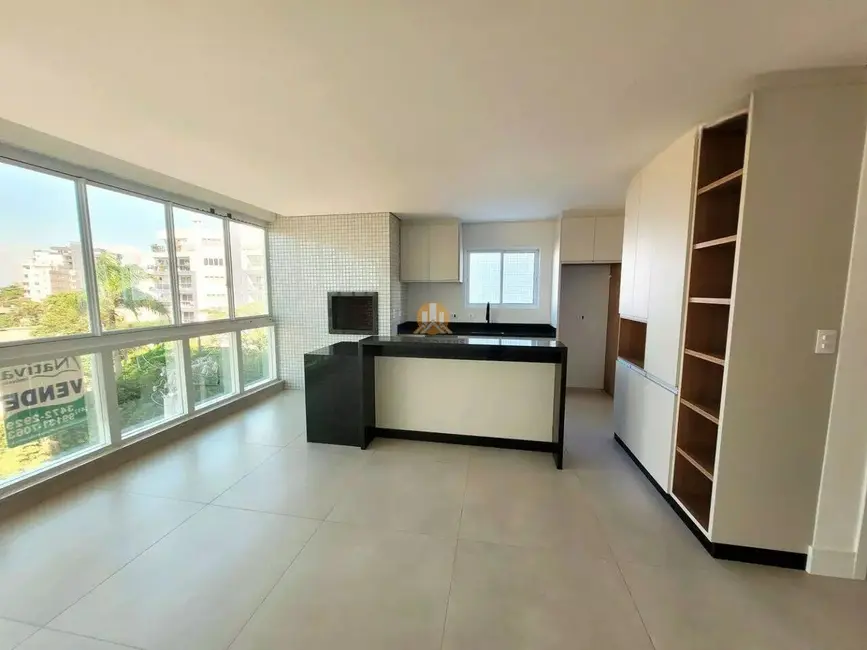 Foto 2 de Apartamento com 3 quartos à venda, 120m2 em Centro, Guaratuba - PR