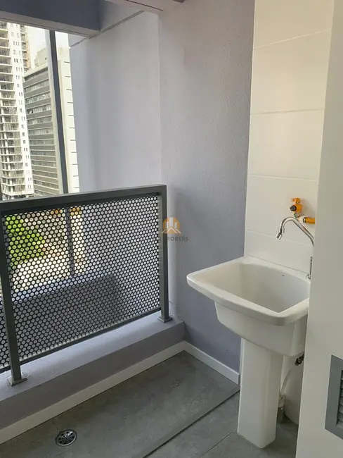 Apartamento com 3 quartos à venda, 124m2 em Jardim Paulistano, São Paulo - SP - imagem 7 Foto 7 de Apartamento com 3 quartos à venda, 124m2 em Jardim Paulistano, São Paulo - SP