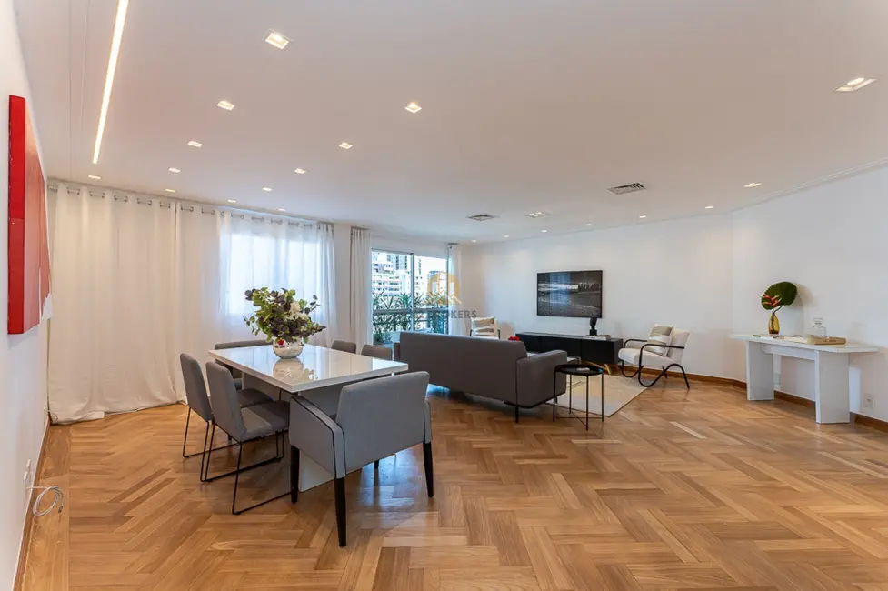 Foto 5 de Apartamento com 2 quartos à venda, 143m2 em Itaim Bibi, São Paulo - SP