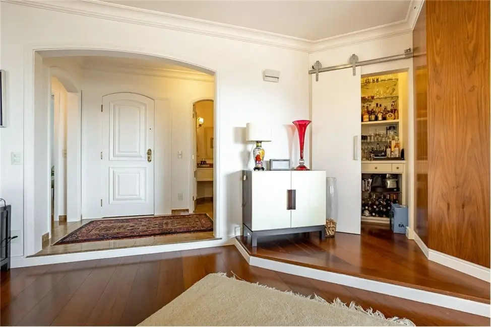 Apartamento com 4 quartos à venda, 242m2 em Campo Belo, São Paulo - SP - imagem 9 Foto 9 de Apartamento com 4 quartos à venda, 242m2 em Campo Belo, São Paulo - SP