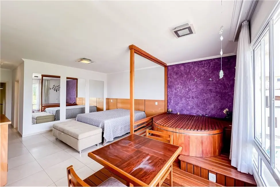 Casa com 4 quartos à venda, 579m2 em Medeiros, Jundiai - SP - imagem 5 Foto 5 de Casa com 4 quartos à venda, 579m2 em Medeiros, Jundiai - SP